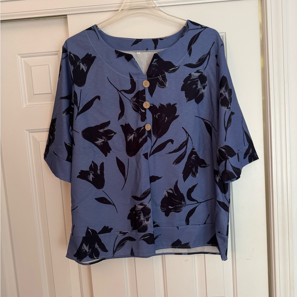 Chic Blue and Black Boxy 3/4 Sleeve Blouse